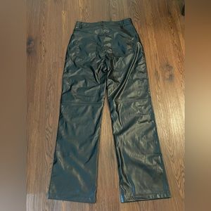 Gold Hinge Boutique Women's L Black Faux Leather Pants